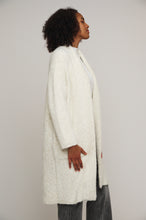 Lade das Bild in den Galerie-Viewer, Rino &amp; Pelle Strickjacke Snow White  mit Gold Kosey
