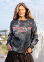 Lade das Bild in den Galerie-Viewer, Miss Goodlife Roundneck Happiness Love Batik – anthracite
